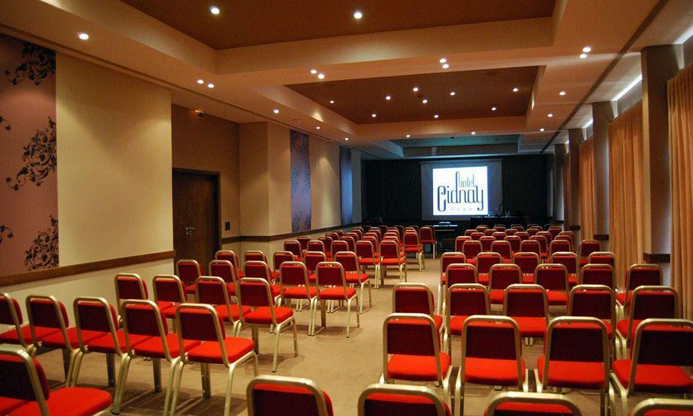 Cidnay Santo Tirso - Charming Hotel & Executive Center Buitenkant foto